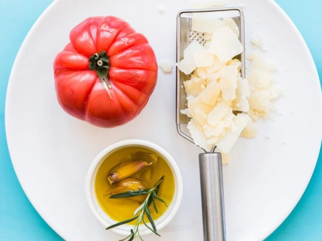 Tasting Krousso's olive oil properly